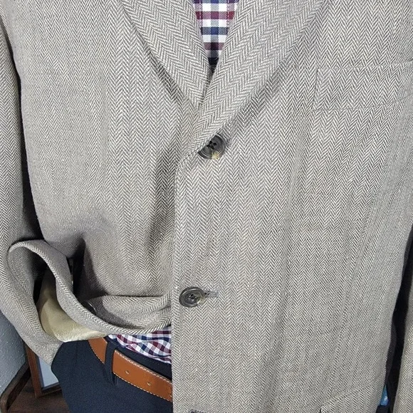 Eddie Bauer Men's Sport Coat Blazer Two Button Beige Herringbone Irish Linen 44R